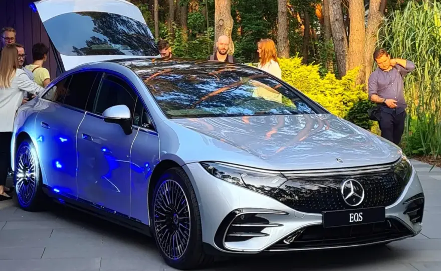 Mercedes EQS - zasięg, cena i luksus. Czy to auto ma sens w Polsce?