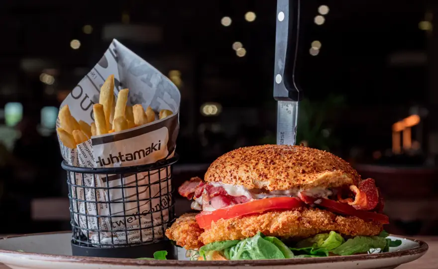 Gdzie zjeść w Busku-Zdroju? Odkryj najlepsze restauracje i smaki