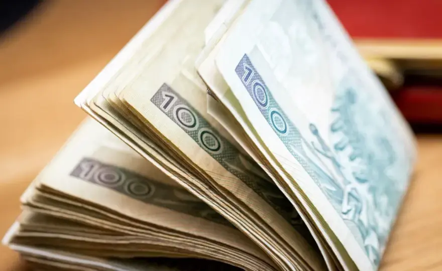 Dodatkowe pieniądze dla DPS 2026: Kiedy i ile dostaniesz?