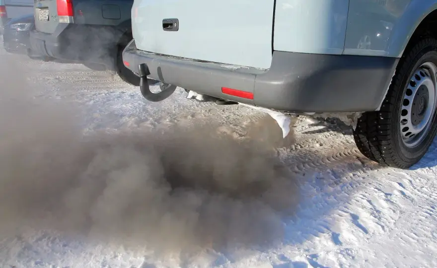 Dlaczego diesel kopci? Oto najczęstsze przyczyny czarnego dymu