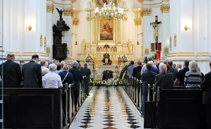 Śmierć teścia - Ile wolnego? Uniknij błędów przy zgłoszeniu
