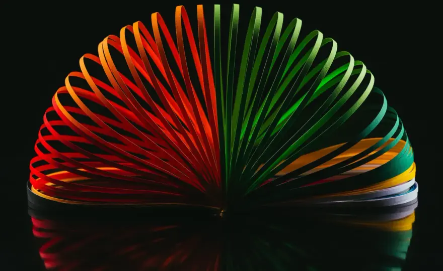 Quilling od podstaw - jak zacząć i tworzyć dekoracje do wnętrz