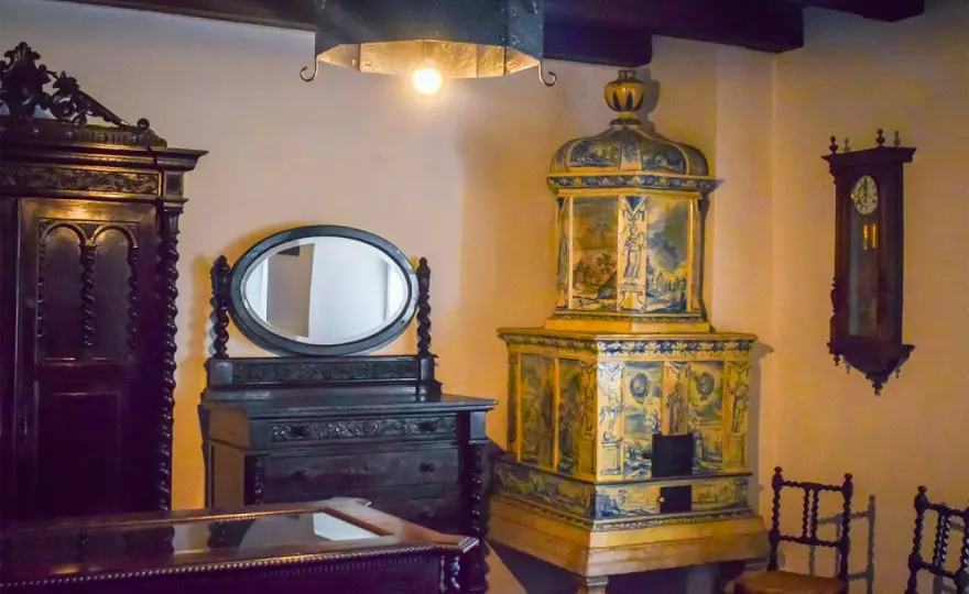 Zamek Drakuli wnętrze - Jak naprawdę wygląda Bran Castle?