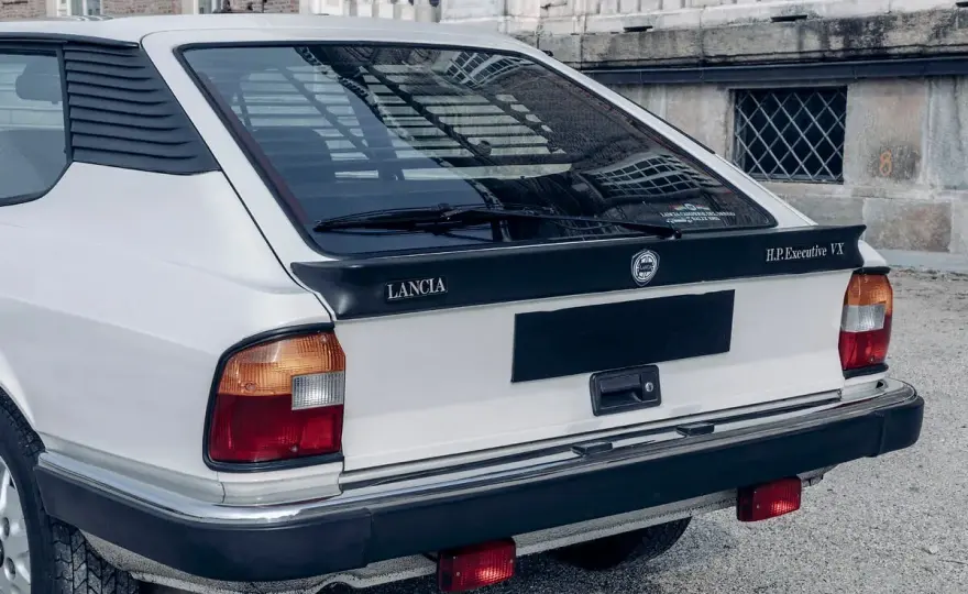 Lancia Gamma Coupé: Ikona designu z wadami? Poradnik kupującego