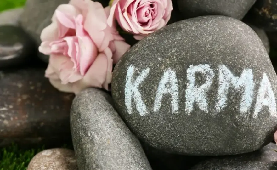 Zła karma – co oznacza i jak wpływa na nasze życie?