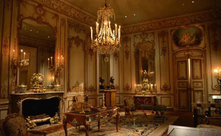 Royalcore Aesthetic - Grandeur for Your Home (Not a Palace)