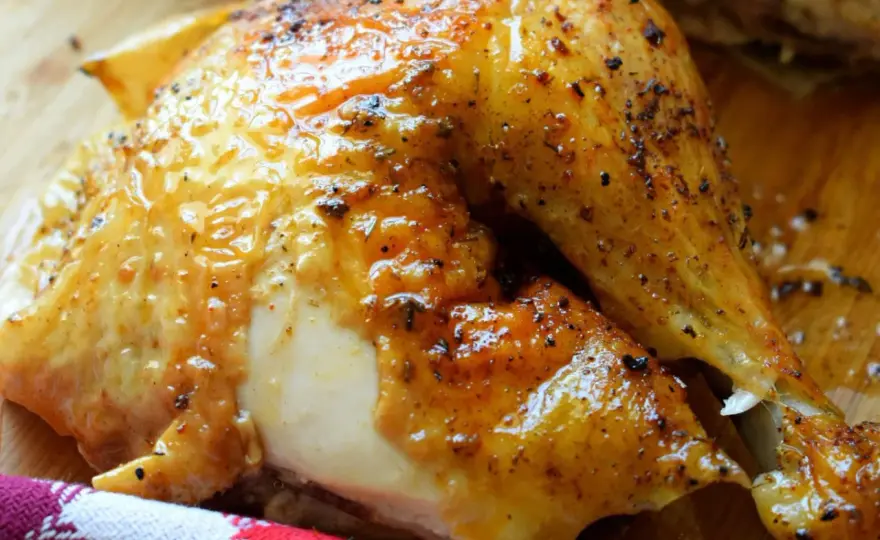 Demi-poulet BBQ parfait - Le secret d'une cuisson juteuse et croustillante