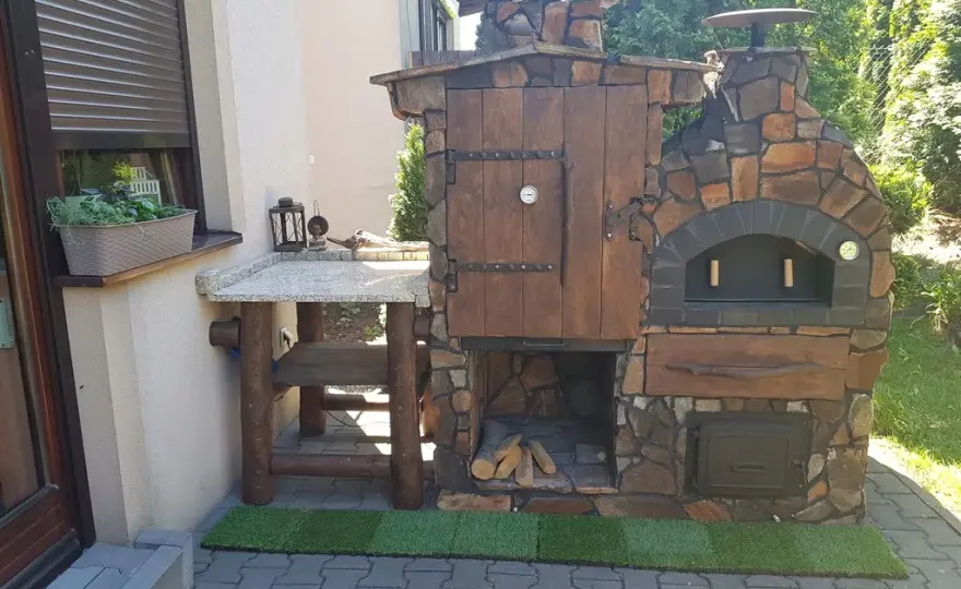 Wielofunkcyjny grill wędzarnia piec do pizzy – idealne rozwiązanie na każdą okazję
