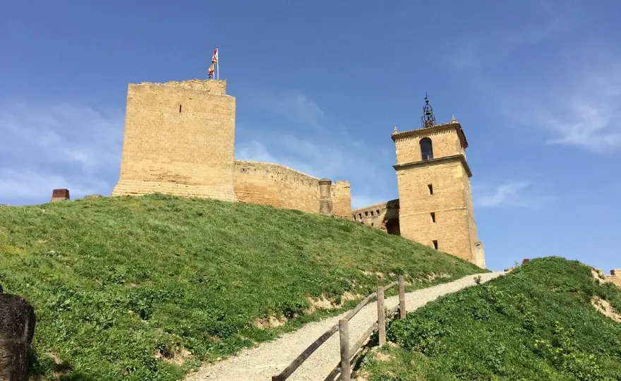 Castillo de San Vicente - Visita rentable y ruta cultural