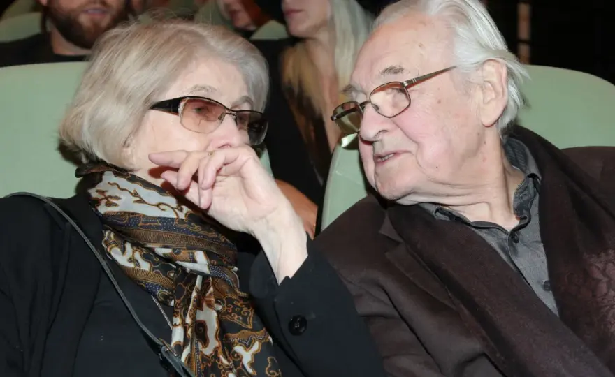 Andrzej Wajda - Żony, muzy i ich wpływ na twórczość reżysera