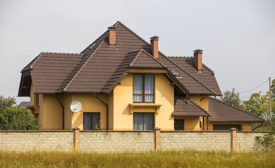 Kiedy komornik może zająć mieszkanie żony za długi męża - pełna ochrona