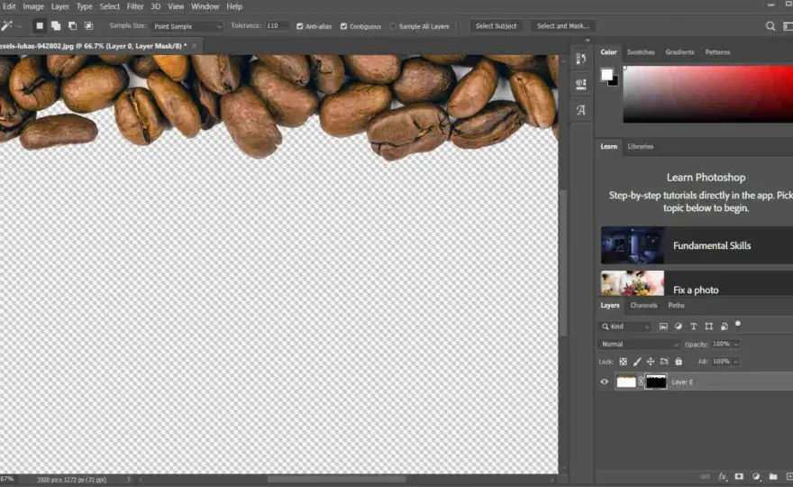 Jak usunąć białe tło w Photoshopie - proste metody, które działają