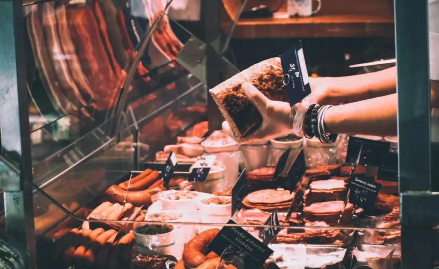 Karlowe Wary gdzie zjeść: najlepsze restauracje i smaki, które musisz spróbować