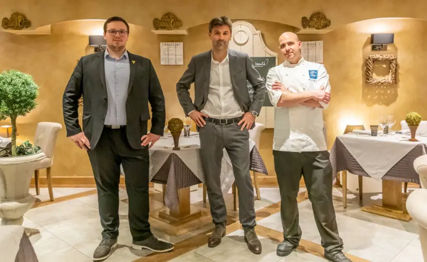 Restaurant gastronomique Lyon: Comment choisir et réserver votre perle?