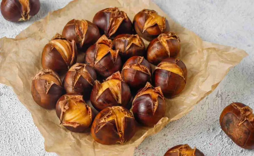 Castagne in friggitrice ad aria - Morbide e facili da sbucciare