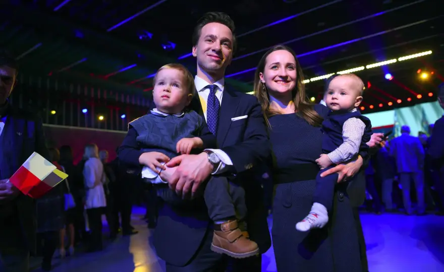 Krzysztof Bosak: Ile ma dzieci? Poznaj szczegóły rodziny polityka