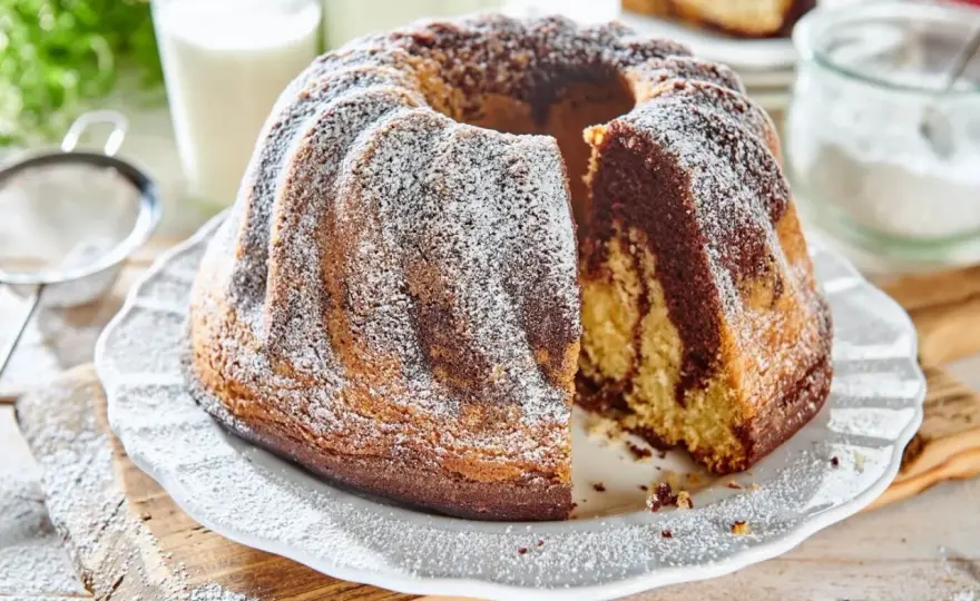 Babka na oleju - sprawdzony przepis na miękkie ciasto