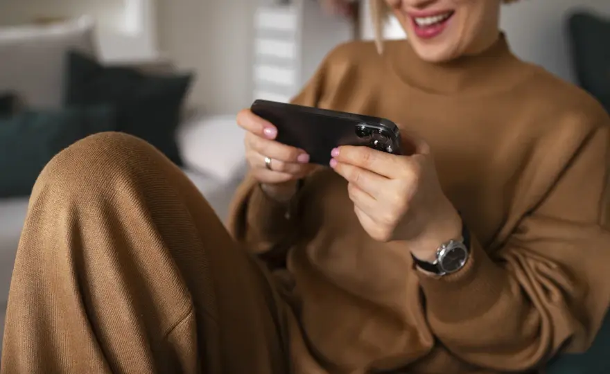 Boom na gry mobilne: ulubione gry Polaków, w które można grać gdziekolwiek jesteś