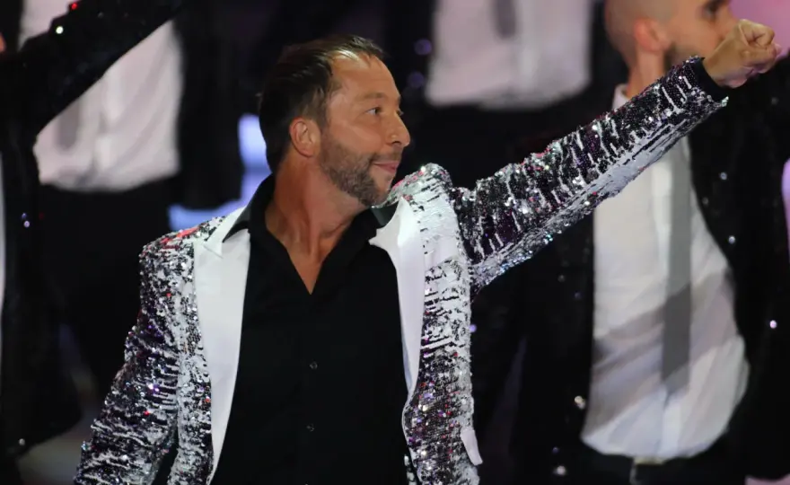 Jaki jest prawdziwy wiek DJ Bobo? Szokujące fakty i informacje
