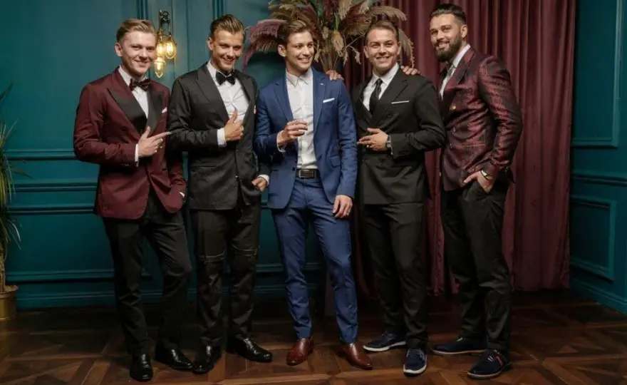 Impreza w stylu lat 30.: Twój przewodnik po eleganckim przyjęciu