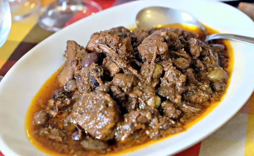 Cinghiale alla Cacciatora - La Ricetta Perfetta per un Gusto Unico