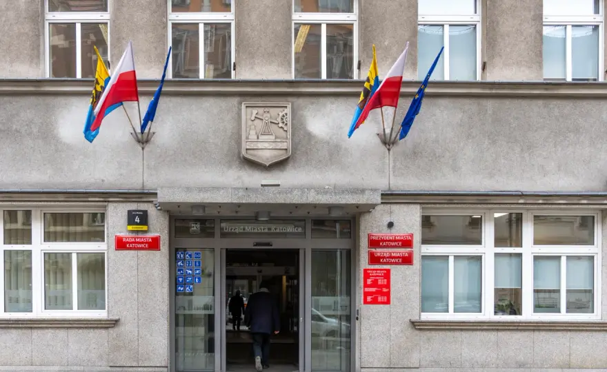 Kontakt z PO w Katowicach: Biura, telefony, radni - sprawdź!