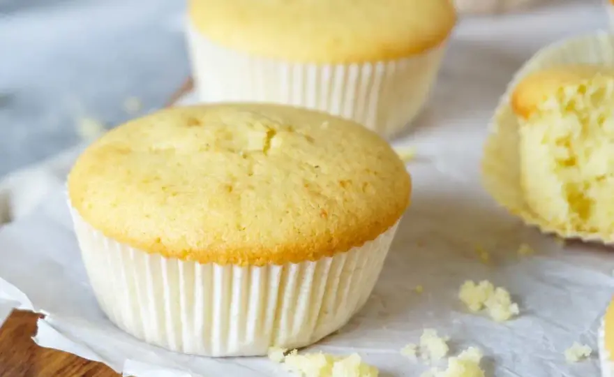 Muffins backen - So gelingen sie saftig & locker!