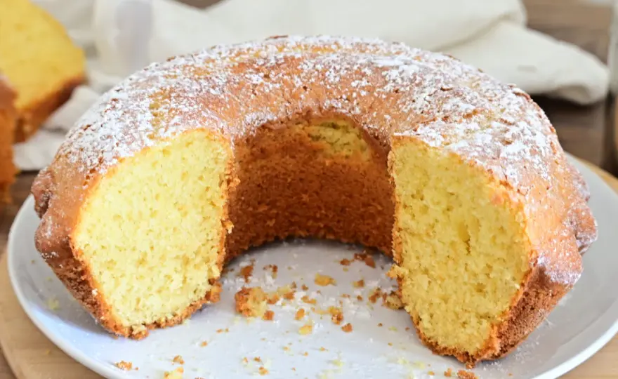 Ciambella soffice perfetta - ingredienti, cottura e trucchi