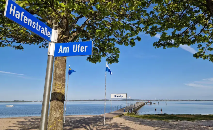 Strandpromenade Dranske - Ruhe am Bodden entdecken