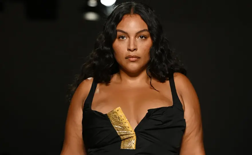 Modelo curvy - quiénes la impulsan y qué marcas sí cambian la moda