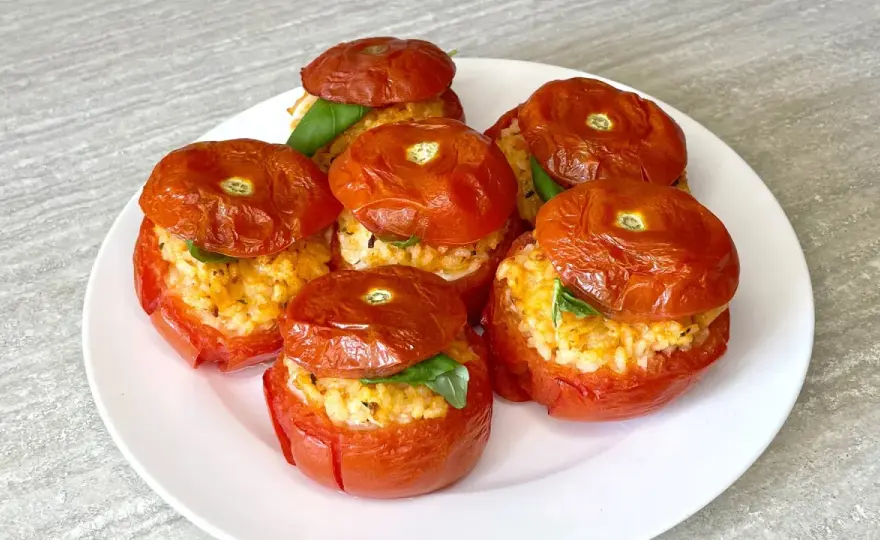 Pomodori ripieni perfetti - come sceglierli e cuocerli bene