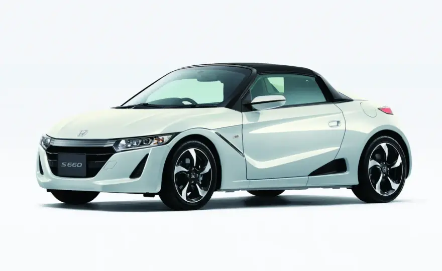 Honda S660 - Mały roadster z silnikiem centralnym. Warto go kupić?