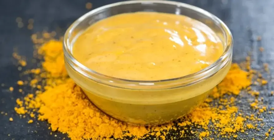 Jak zagęścić sos curry? Szybko, bez grudek i z idealnym smakiem!
