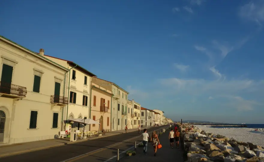Marina di Pisa - Guida completa per una visita autentica