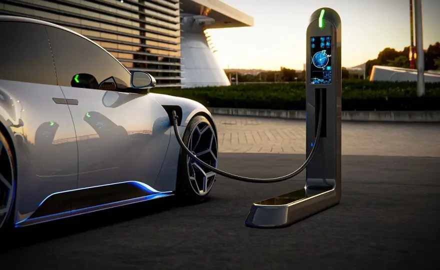 Co ile trzeba ładować samochód elektryczny, by uniknąć problemów?