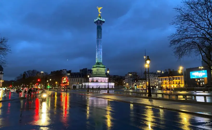 Paryż: Jak wygląda miasto świateł i jego prawdziwe oblicze?