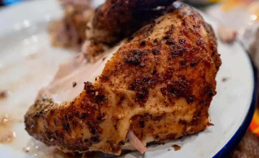 Poulet rôti cuisson lente - Le secret d'une viande juteuse
