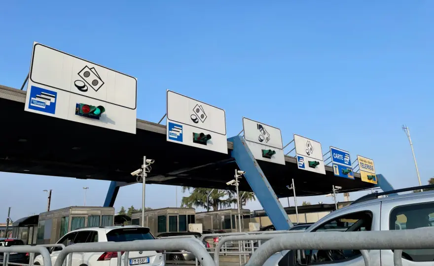  Opłaty i ceny autostrad we Włoszech 2023 - zestawienie kosztów