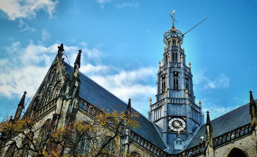 Holandia co zwiedzić? Odkryj skarby poza Amsterdamem!