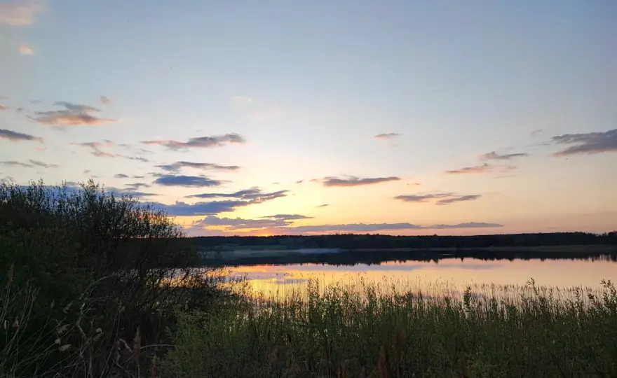 Jezioro Skarlińskie - Spokój, cisza i natura. Czy to dla Ciebie?