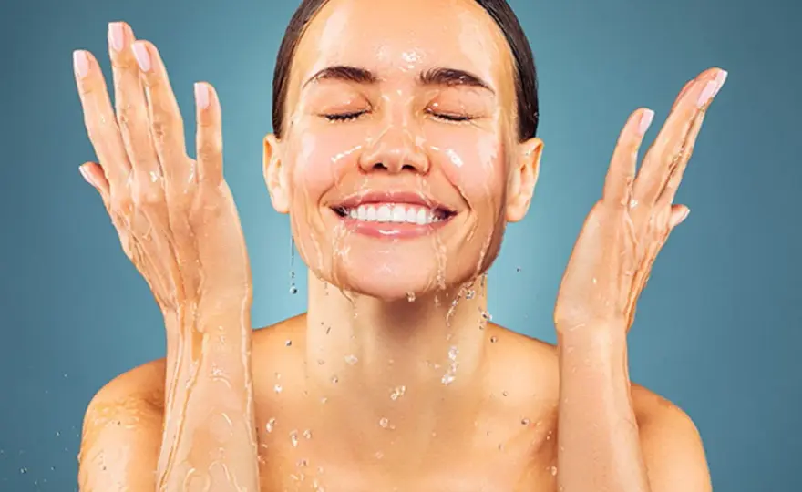 Acqua micellare - Usarla bene per pelle perfetta e unghie