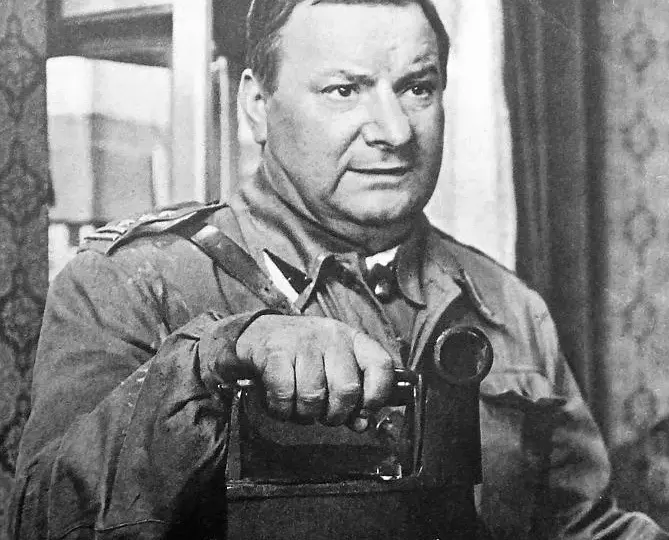 Tadeusz Kalinowski aktor: jego niezwykłe życie i niezapomniane role