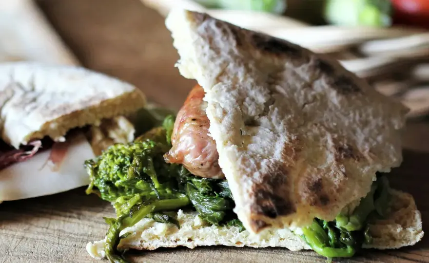 Torta al testo umbra, morbida e cotta alla perfezione