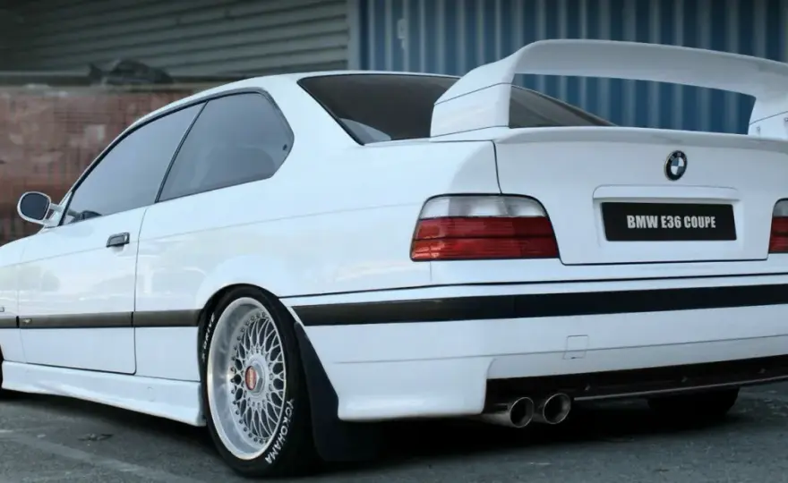 BMW E36 LTW spoiler - popraw wydajność i styl swojego auta