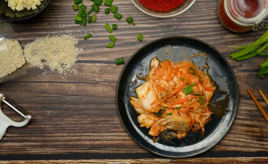 Domowe kimchi: Jak przygotować idealny koreański smak krok po kroku.