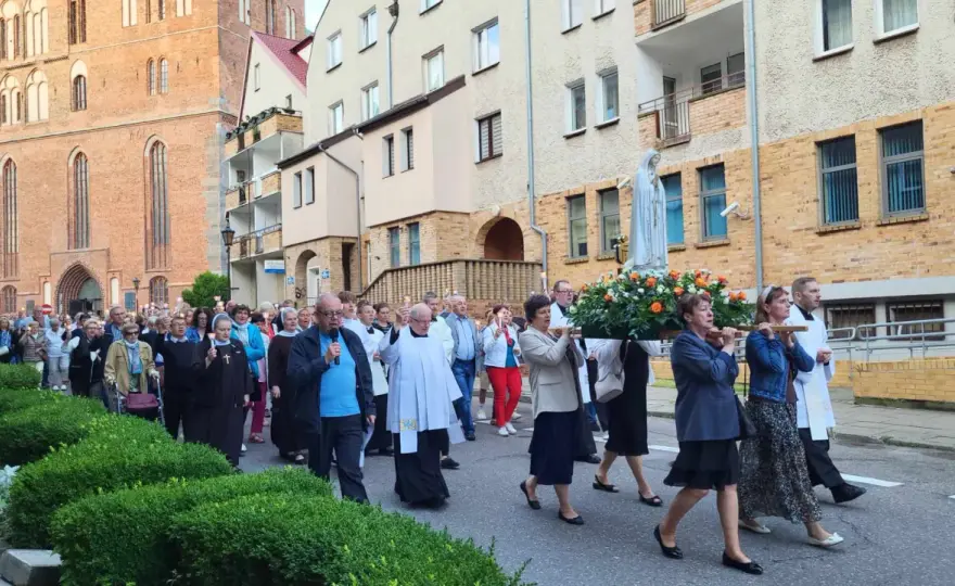 13 lipca w Kościele - Pustelnicy i Fatima. Co to znaczy?