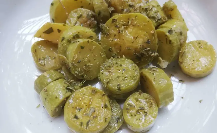 Zucchine trombetta in padella - Sode e saporite, senza errori