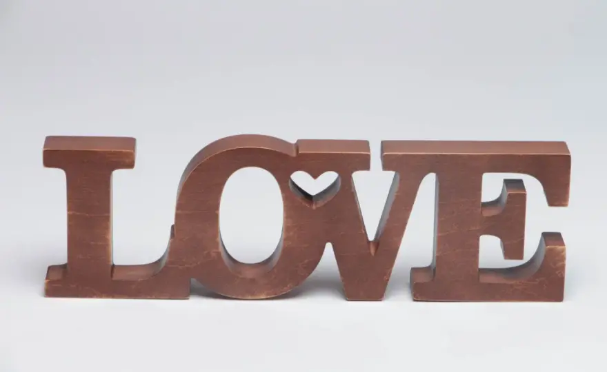 Love lettering - cómo convertir una palabra en pieza decorativa