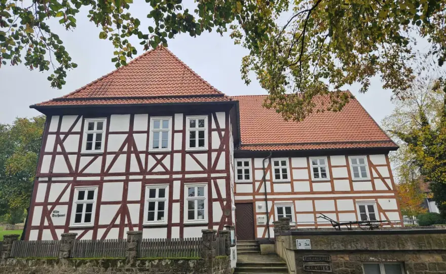 Dechanei - Mehr als nur ein Pfarrhaus? Bedeutung & Unterschiede