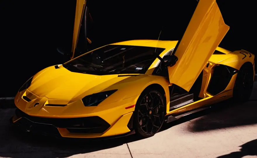 Ile kosztuje Lamborghini w Dubaju? Ceny, które Cię zaskoczą